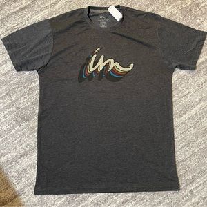 MEN’S IMPERIAL MOTION GRAPHIC TEE